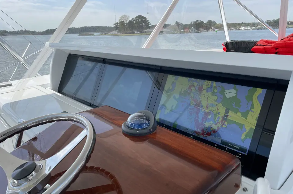 Marine electronics installation Annapolis dockside